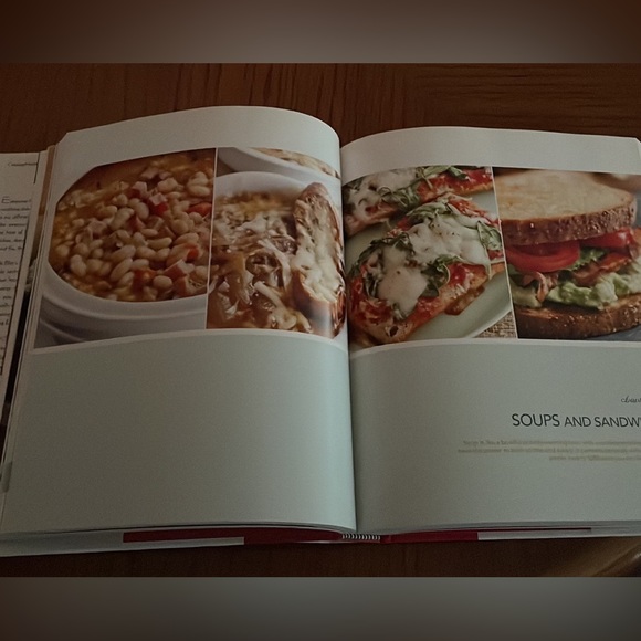 Comfort Foods Cookbook - Picture 6 of 7
